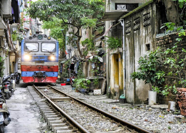 Hanoi train